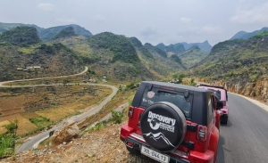 HA GIANG LOOP (4 Days & 3 Nights) by car - With bus